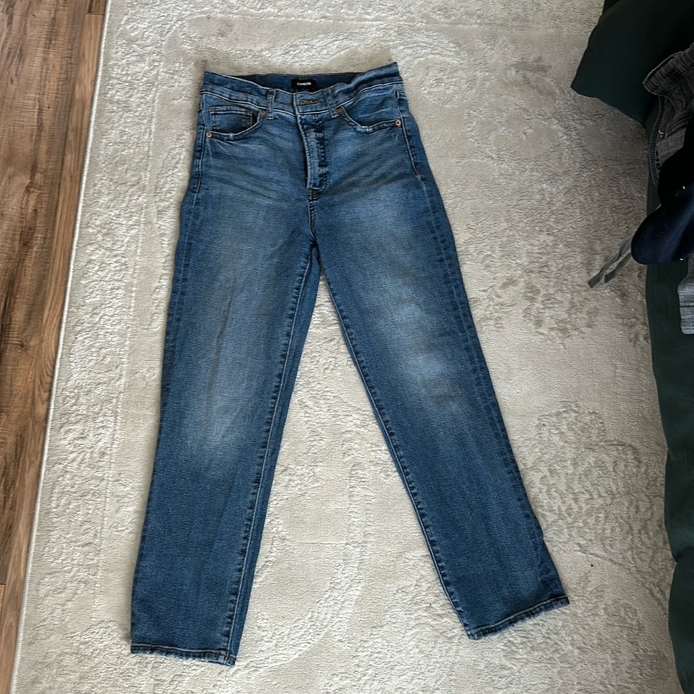 EXPRESS Straight Ankle High Rise